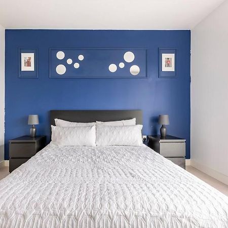 Stylish & Comfortable Top-Floor Flat In Harrow Londra Dış mekan fotoğraf